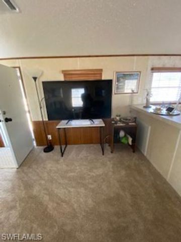 11000 Ballweg LN, Fort Myers, FL 33908