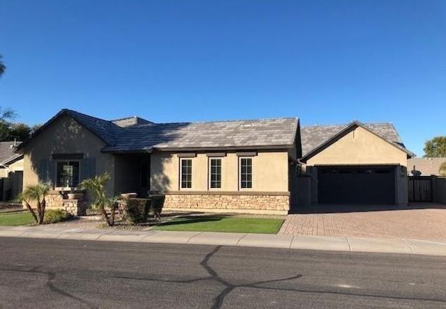 1520 E Sagittarius Place, Chandler, AZ 85249