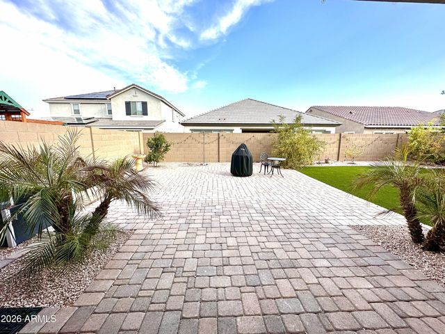 9659 W Cashman Drive, Peoria, AZ 85383