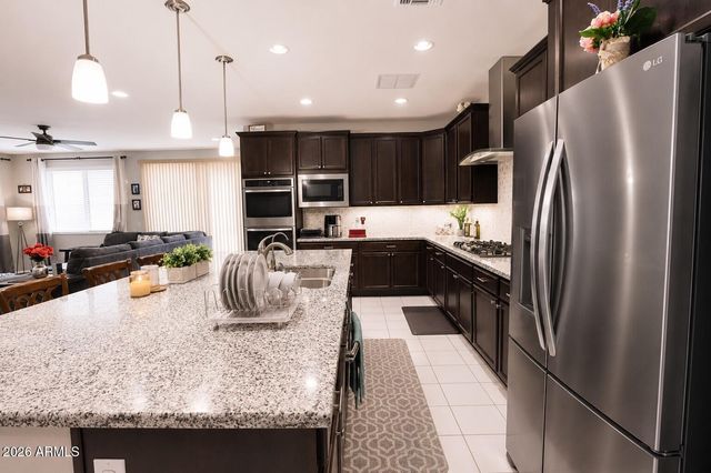 9659 W Cashman Drive, Peoria, AZ 85383