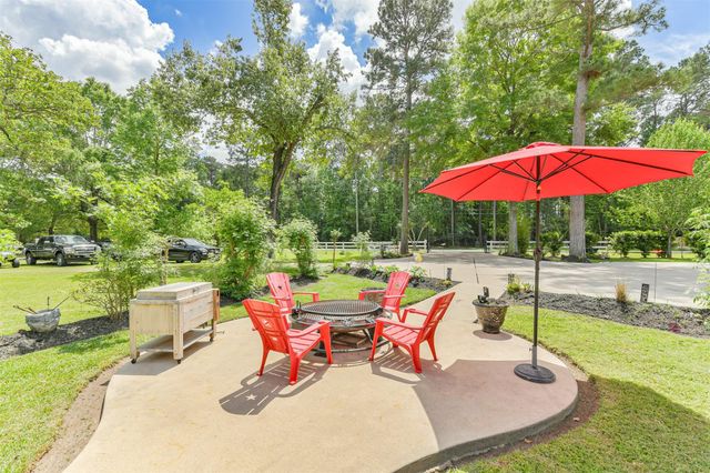 6002 Ranch Park Drive, Magnolia, TX 77354