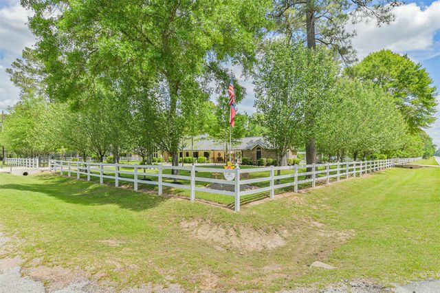 6002 Ranch Park Drive, Magnolia, TX 77354