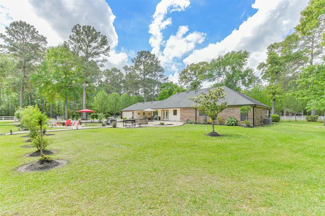 6002 Ranch Park Drive, Magnolia, TX 77354