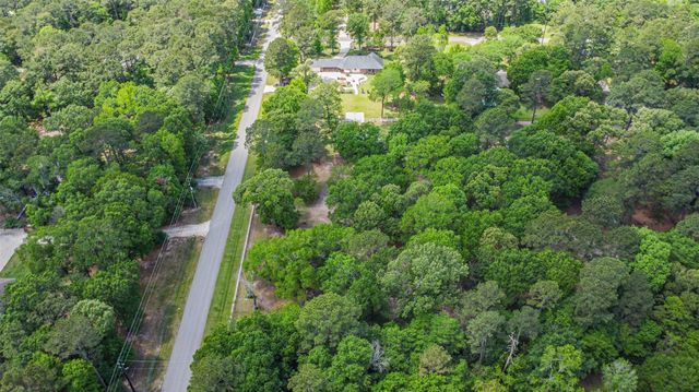 6002 Ranch Park Drive, Magnolia, TX 77354