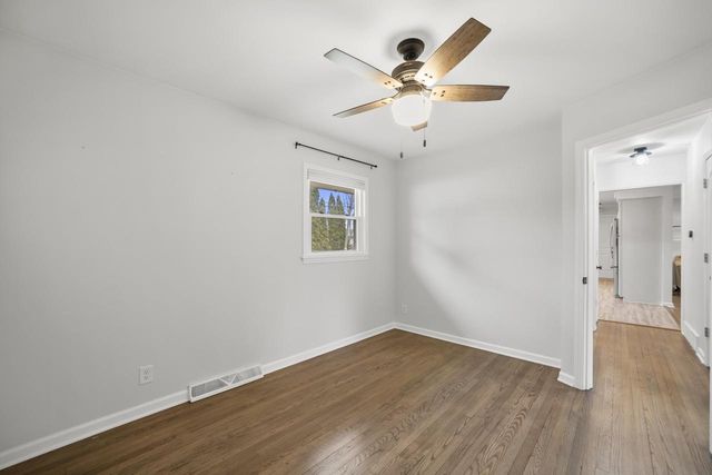 334 Barry AVENUE, Port Washington, WI 53074