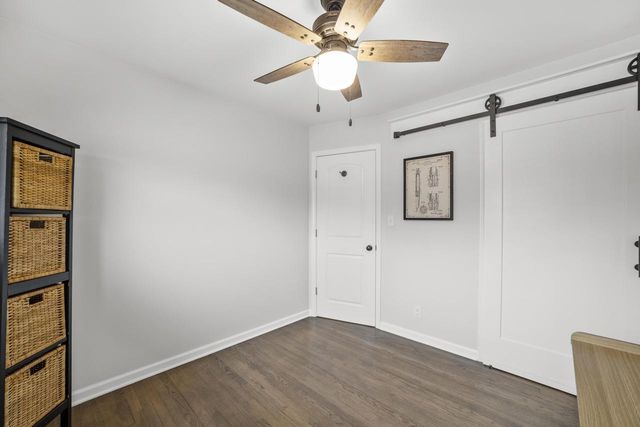 334 Barry AVENUE, Port Washington, WI 53074