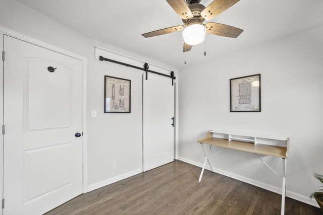 334 Barry AVENUE, Port Washington, WI 53074