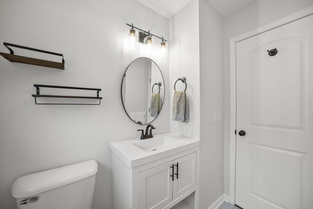 334 Barry AVENUE, Port Washington, WI 53074