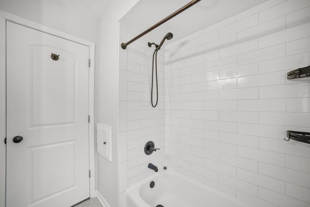 334 Barry AVENUE, Port Washington, WI 53074