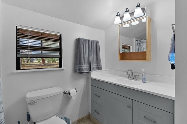 6250 & 5942 E C 478, Center Hill, FL 33514