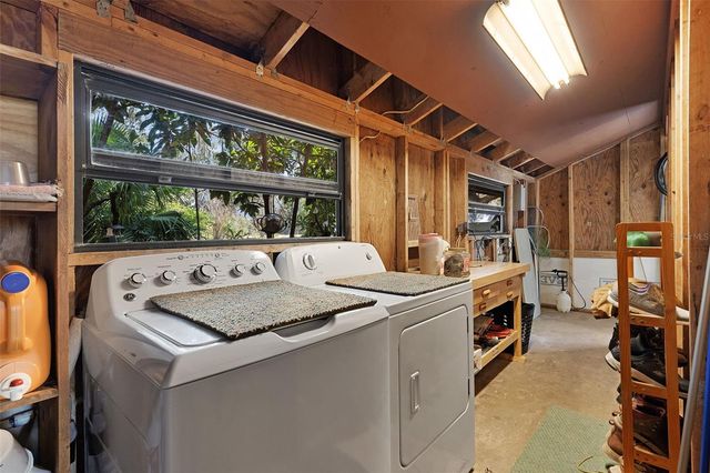 6250 & 5942 E C 478, Center Hill, FL 33514