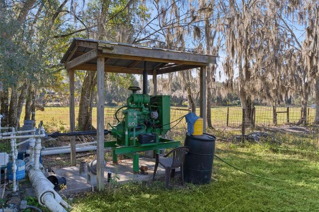 6250 & 5942 E C 478, Center Hill, FL 33514