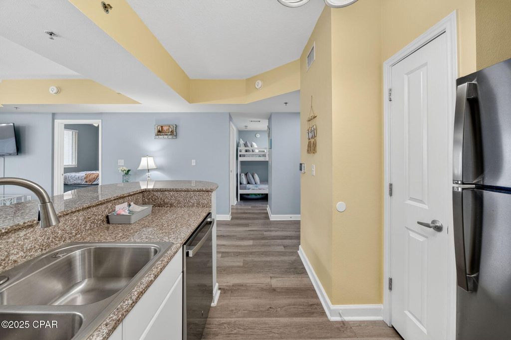 Image 7 of property listing at 9900 S Thomas Drive 1916, Panama City Beach, FL 32408