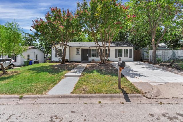 925 Hackamore Street, White Settlement, TX 76108