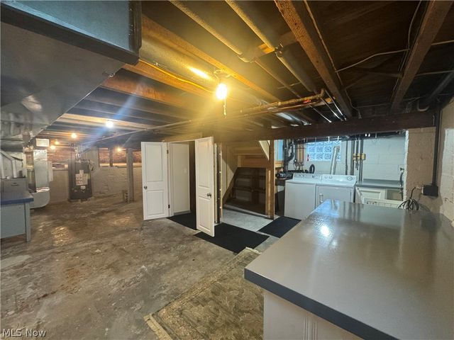 8506 Nowlen Street, Mentor, OH 44060