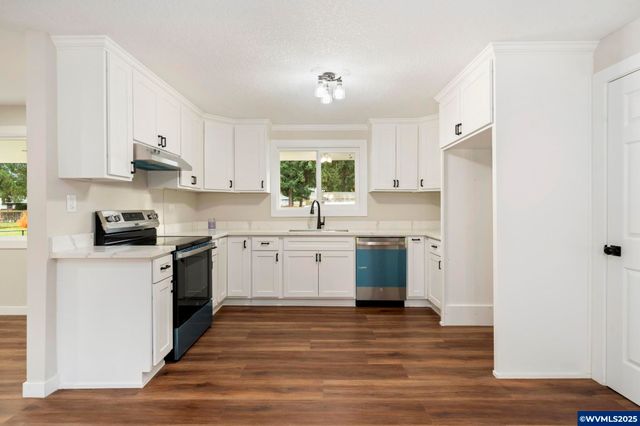 13949 NE San Rafael St, Portland, OR 97230