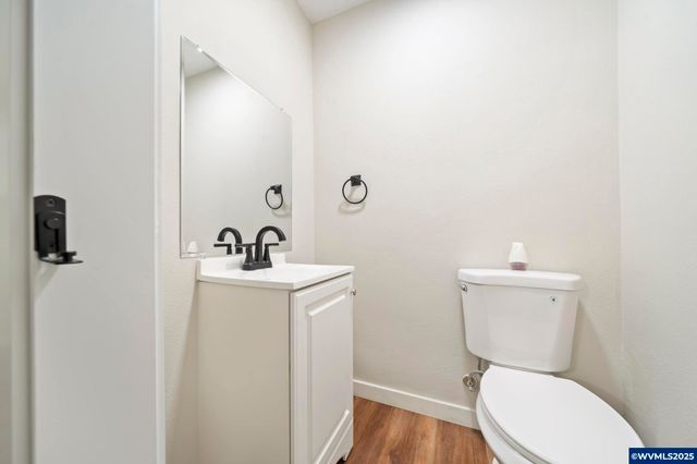 13949 NE San Rafael St, Portland, OR 97230