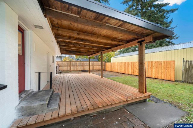 13949 NE San Rafael St, Portland, OR 97230