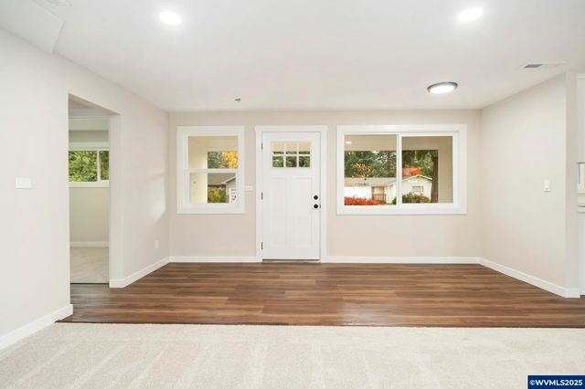 13949 NE San Rafael St, Portland, OR 97230