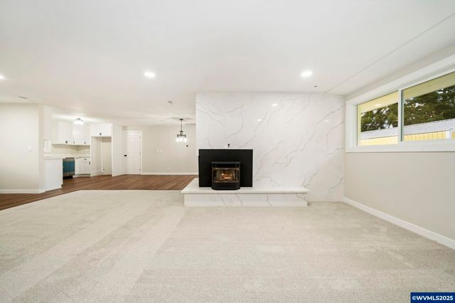 13949 NE San Rafael St, Portland, OR 97230