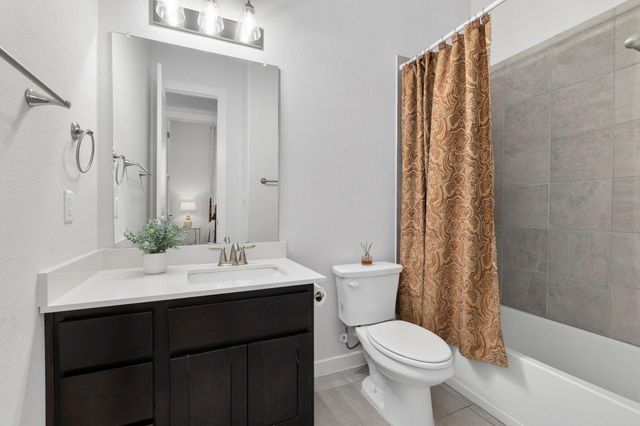 616 Copper Sage DR, San Marcos, TX 78666