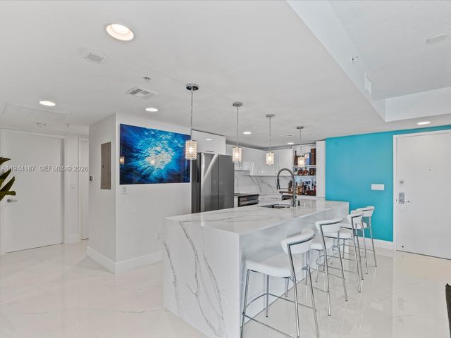 665 NE 25th St 1101, Miami, FL 33137