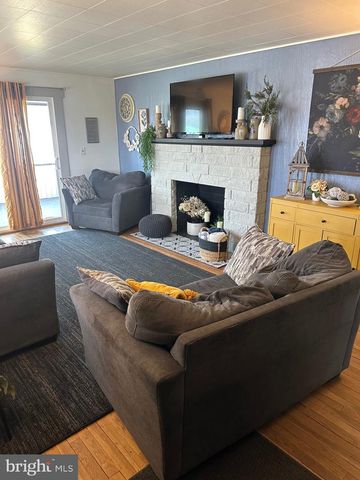 10 WINDING WAY, Lewistown, PA 17044