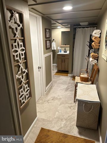 10 WINDING WAY, Lewistown, PA 17044