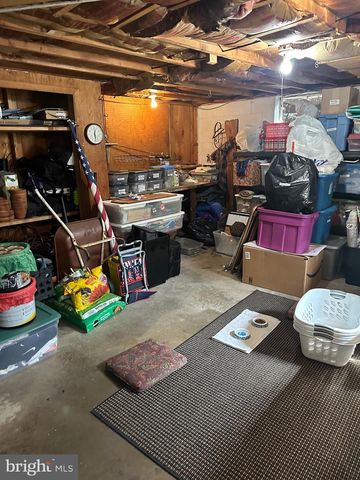 10 WINDING WAY, Lewistown, PA 17044