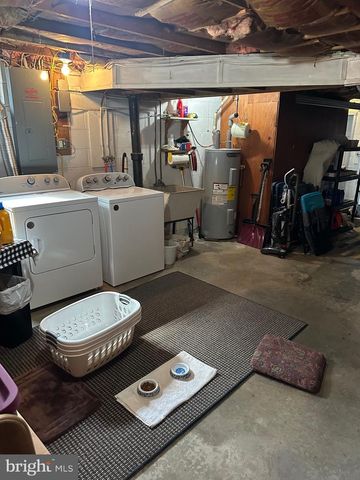 10 WINDING WAY, Lewistown, PA 17044