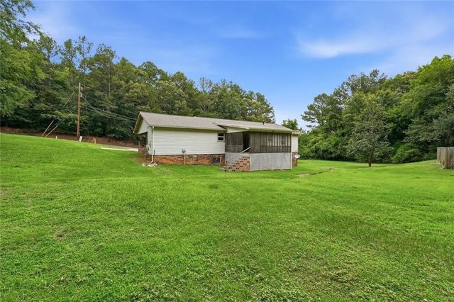 399 Donahoo Road SE, Silver Creek, GA 30173
