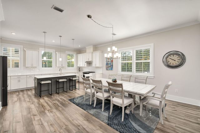 19 McKenna Way, Santa Rosa Beach, FL 32459
