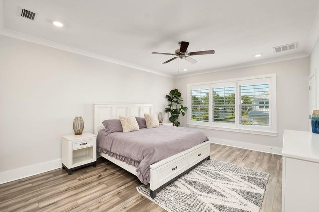 19 McKenna Way, Santa Rosa Beach, FL 32459