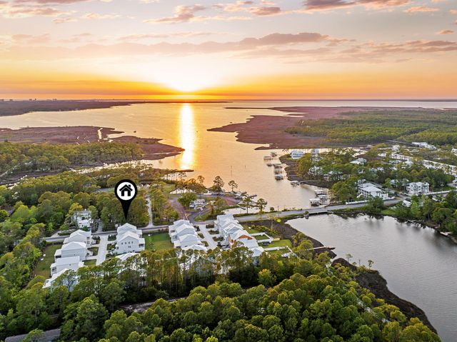 19 McKenna Way, Santa Rosa Beach, FL 32459