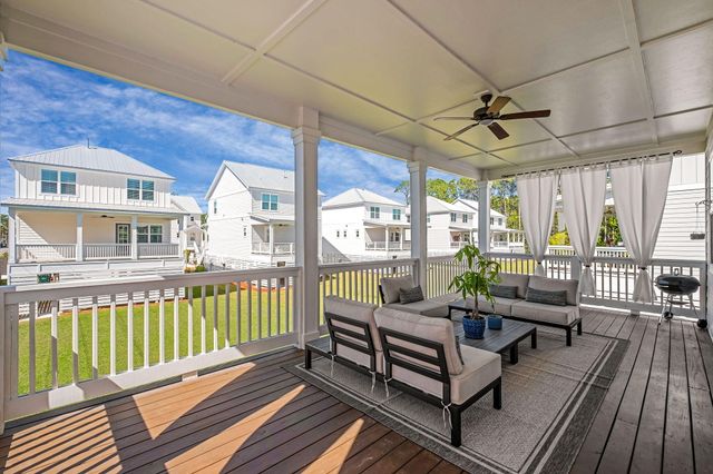 19 McKenna Way, Santa Rosa Beach, FL 32459