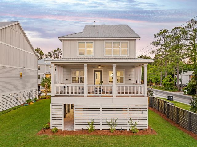 19 McKenna Way, Santa Rosa Beach, FL 32459