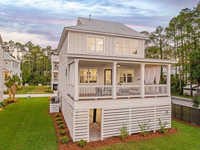 19 McKenna Way, Santa Rosa Beach, FL 32459