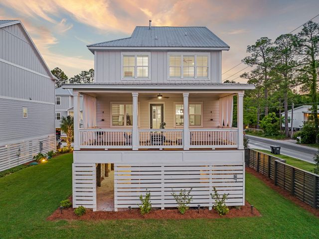 19 McKenna Way, Santa Rosa Beach, FL 32459