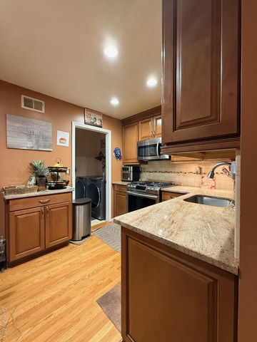 2 Marilyn Court, Highland Mills, NY 10930