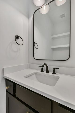 2716 Canton Dr, Murfreesboro, TN 37129