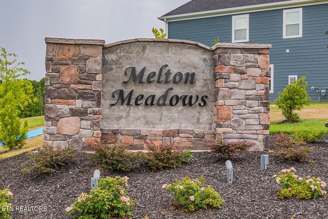 1310 Fort Craig Tr, Maryville, TN 37803