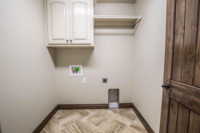 5917 Grandby Road, Edmond, OK 73034