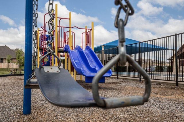 5917 Grandby Road, Edmond, OK 73034