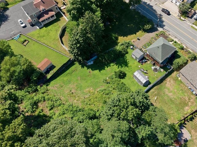 91 Roger Williams Avenue, East Providence, RI 02916