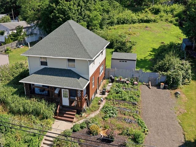 91 Roger Williams Avenue, East Providence, RI 02916