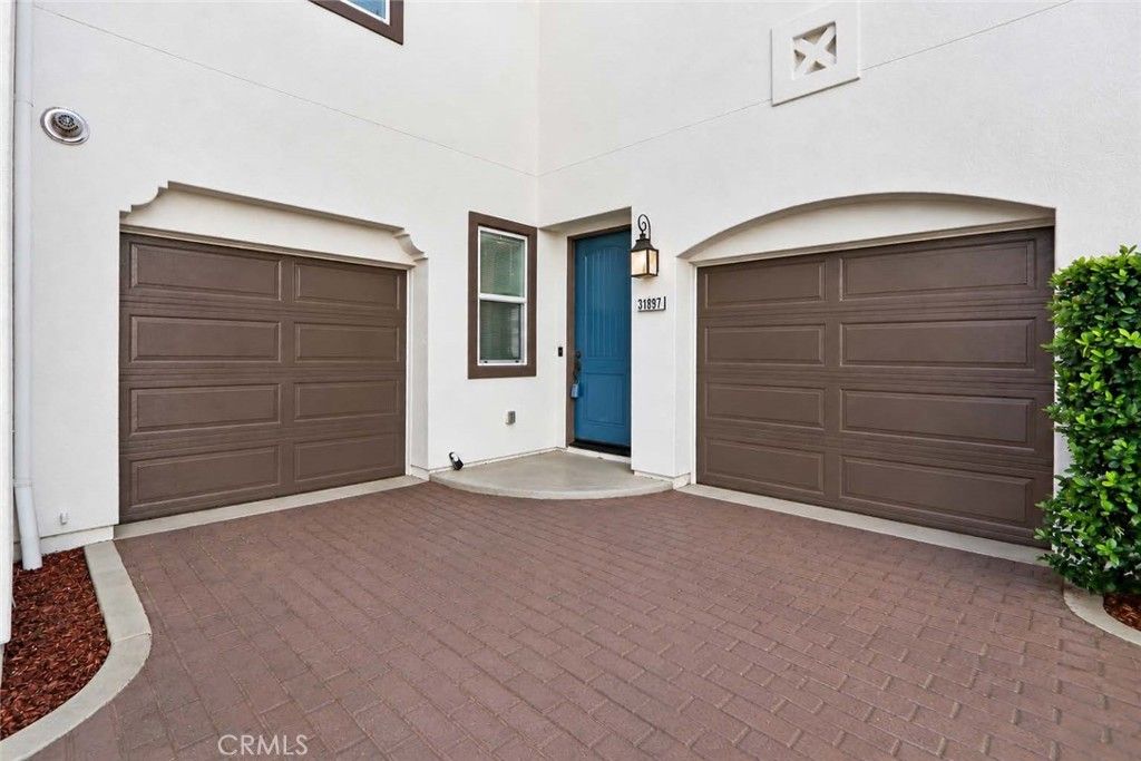 31897 Calle Luz, Temecula, CA 92592 — exterior