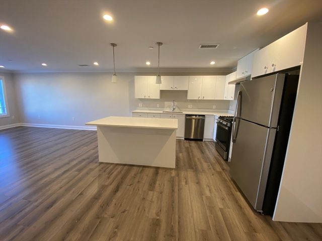 918 Providence Highway 411, Dedham, MA 02026