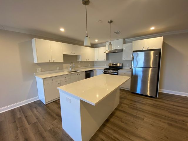 918 Providence Highway 411, Dedham, MA 02026