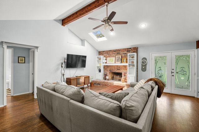 4600 Applewood Road, Fort Worth, TX 76133