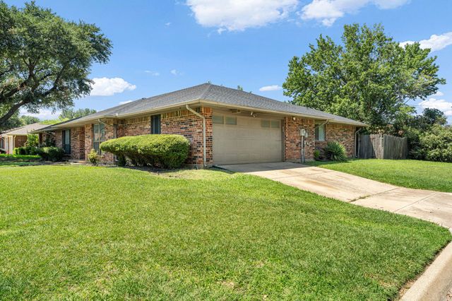 4600 Applewood Road, Fort Worth, TX 76133